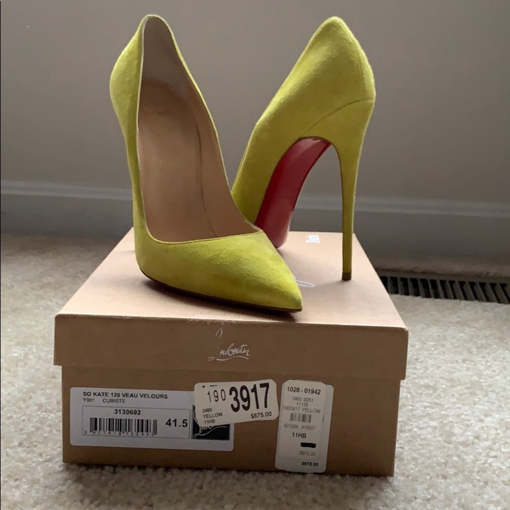 Christian Louboutin So Kate! Worn once!